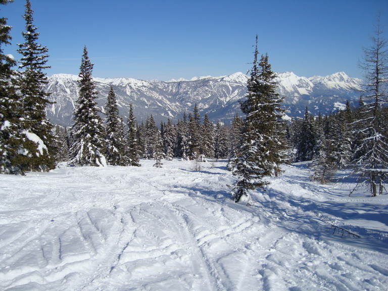 Najlepsze ośrodki narciarskie dla zaawansowanych narciarzy i snowboardzistów